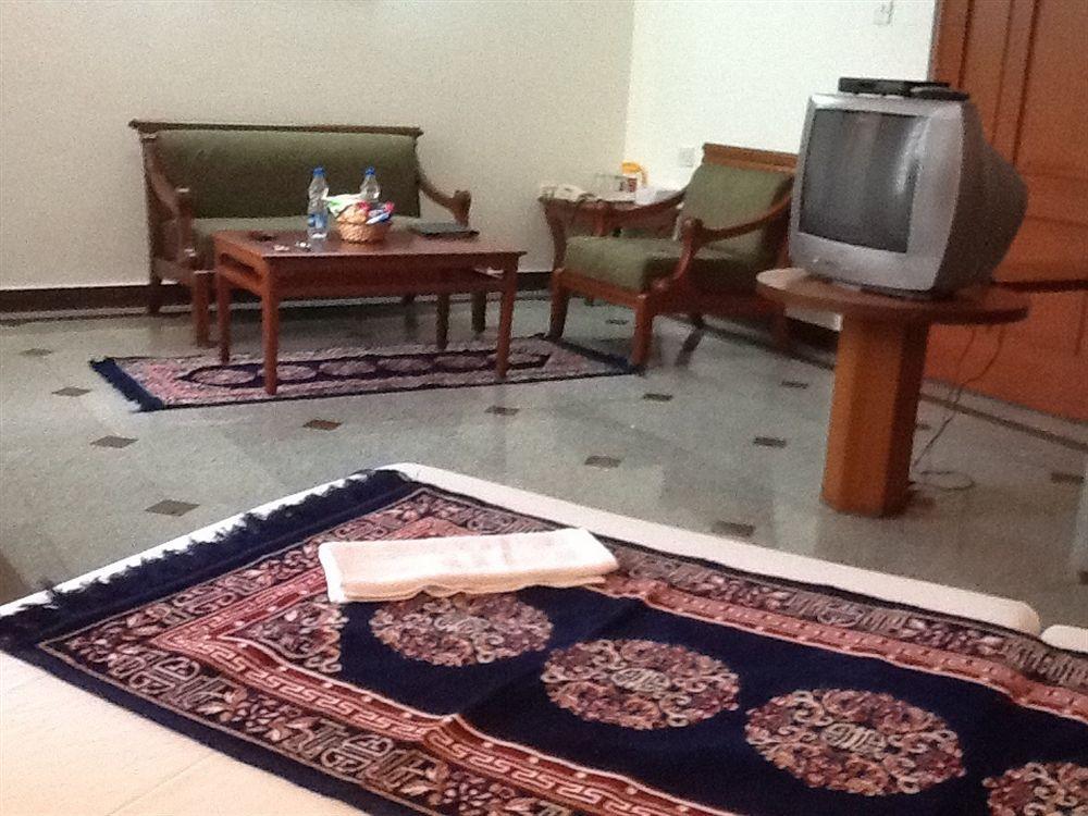Hotel Kanishka Phg Bengaluru Kültér fotó