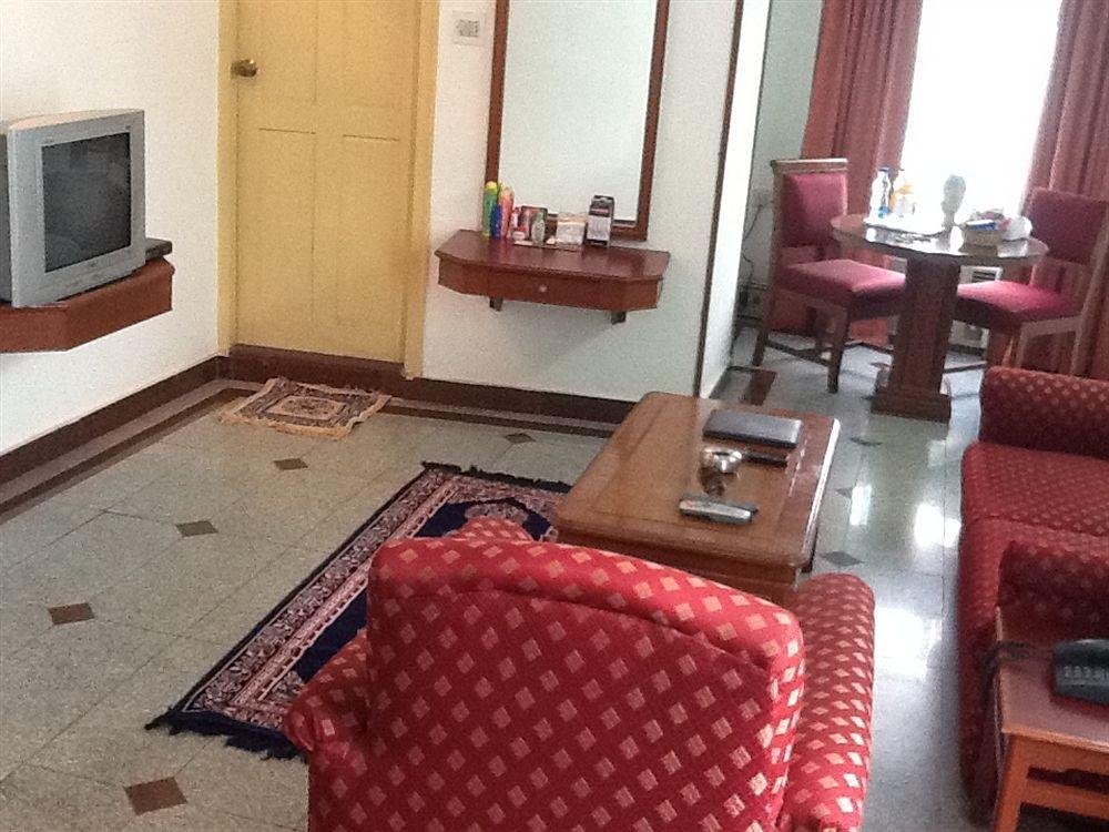 Hotel Kanishka Phg Bengaluru Kültér fotó